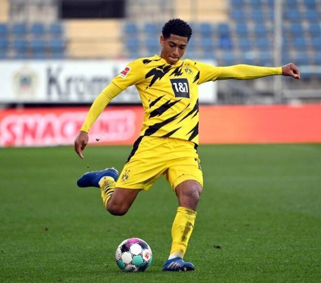 赵松源：想要帮助球队要先适应打法；希望脚下和头球兼备