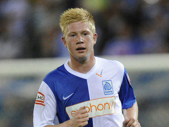 巴萨新星破门展示未来潜力