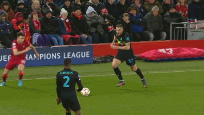 英超球员专访：凯恩谈状态与目标,