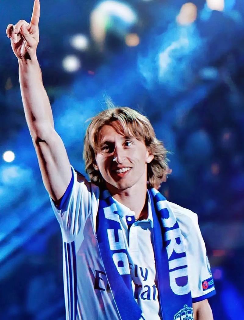 海兰德：泰伦卢在开玩笑，他是一个很棒教练&好人