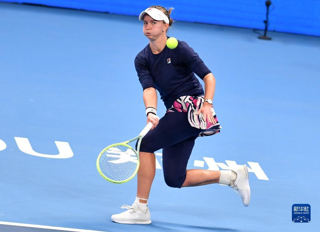 他不仅能担 他不仅能担